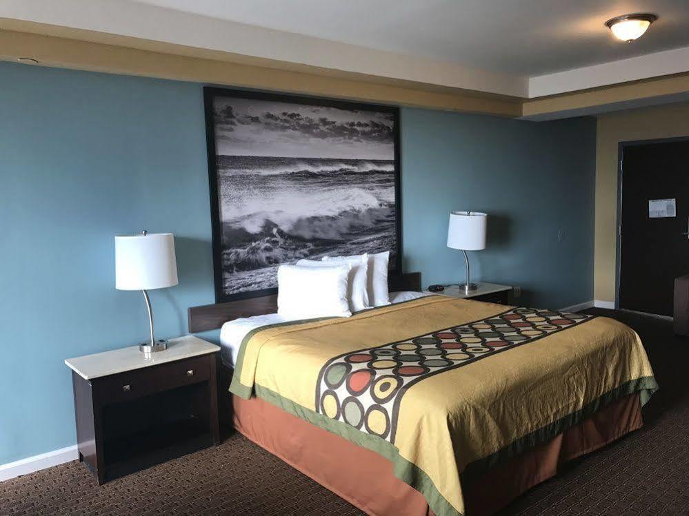 Travelodge By Wyndham Virginia Oceanfront Hotel